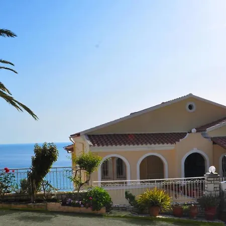 Maria With Pool - Agios Gordios Apartment *
